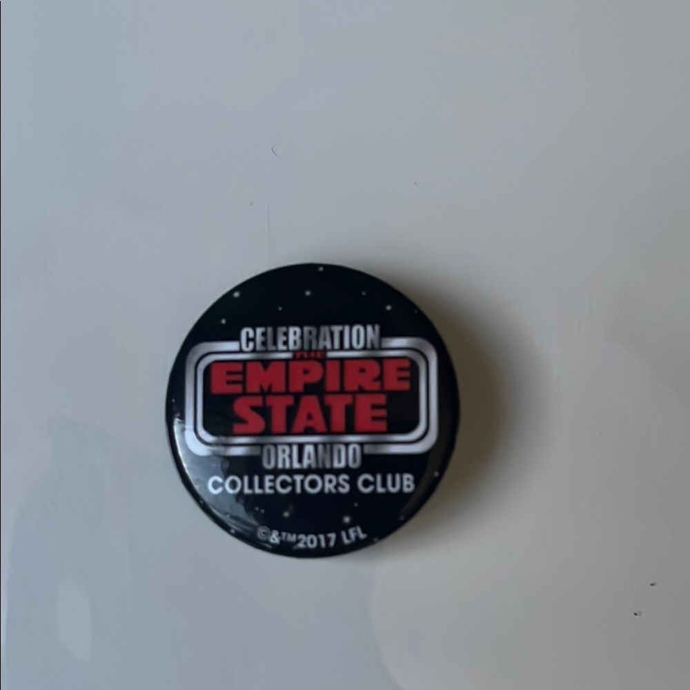 Star Wars Collector Button Set - Picture 7 of 7